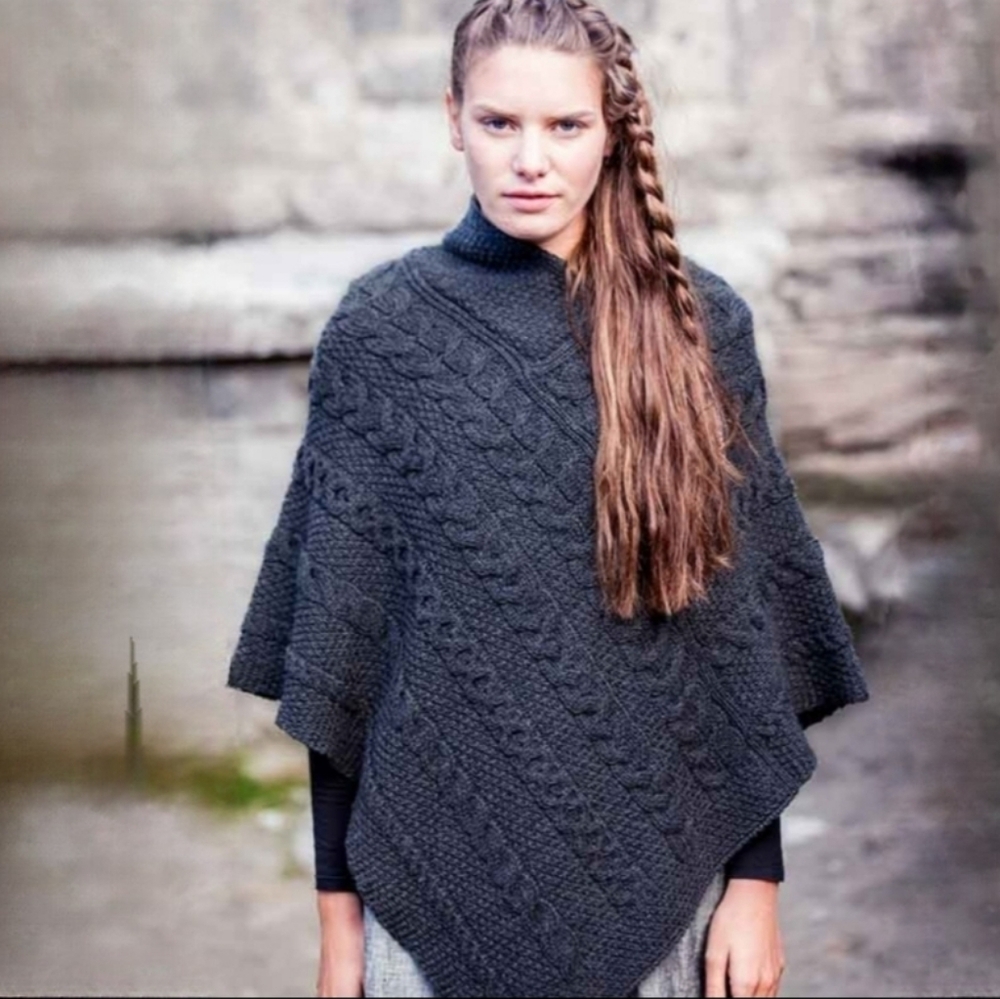 Inis Crafts 100% Merino Wool, Size S/M Made In Ireland